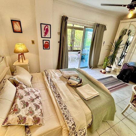 Large Room With Its Own Balcony Каир Экстерьер фото