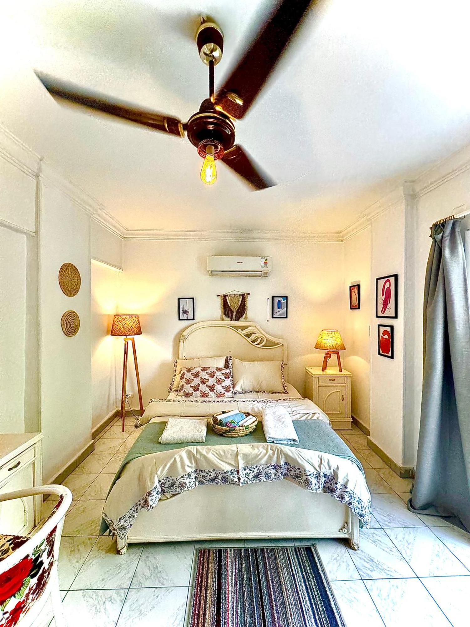Large Room With Its Own Balcony Каир Экстерьер фото