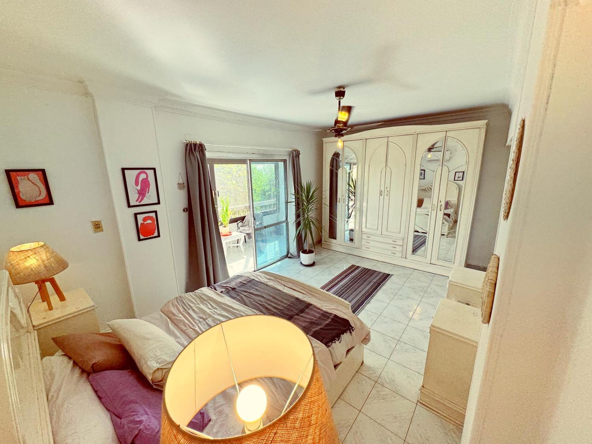 Large Room With Its Own Balcony Каир Экстерьер фото